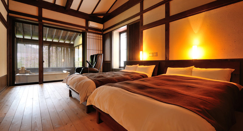 母屋 露天風呂付き客室メイン画像